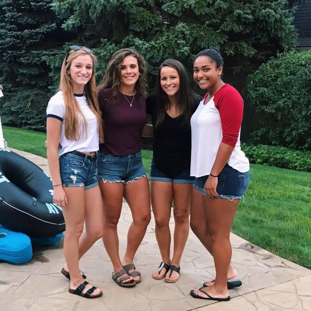 Meet your Posher, Brooke